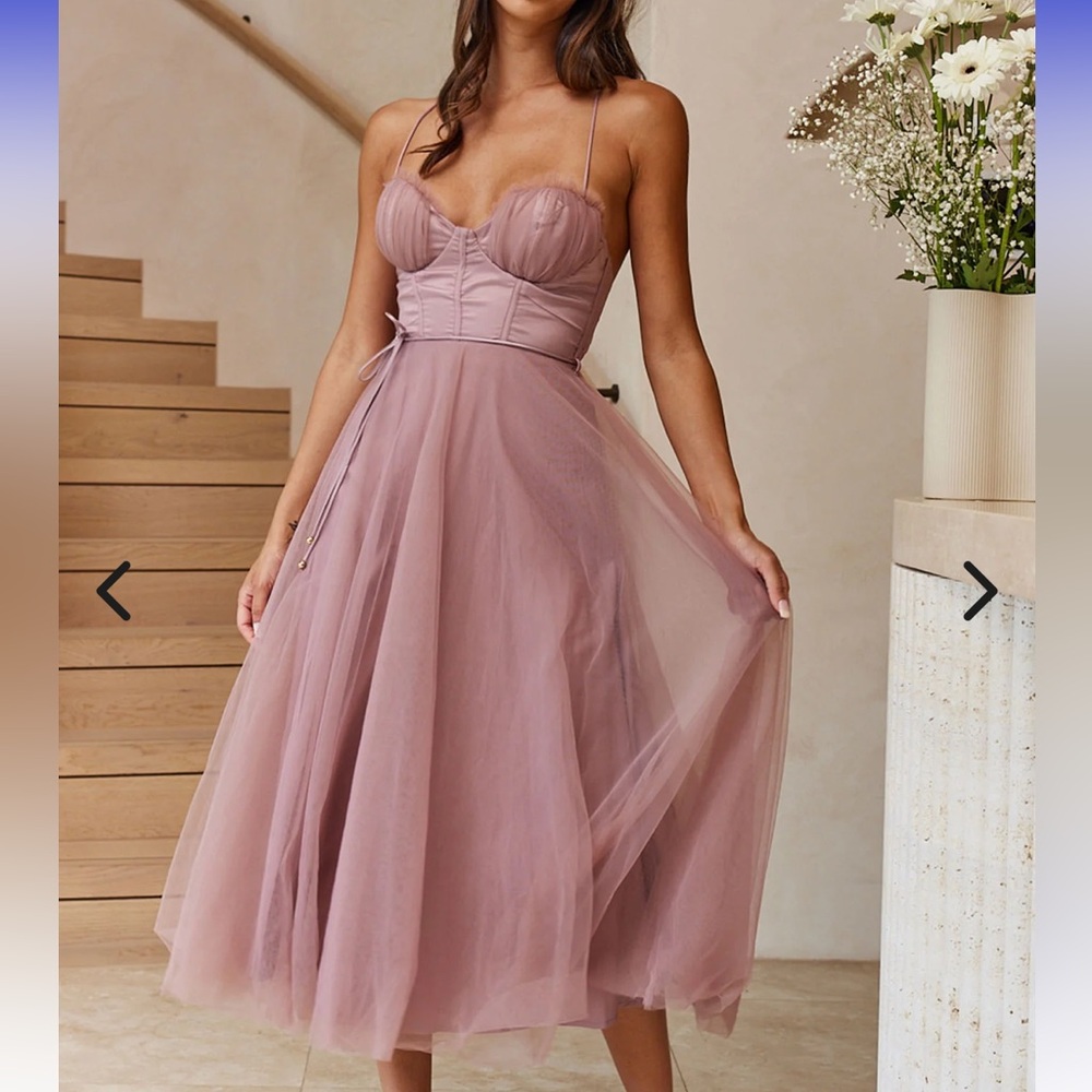 Elegant Pink Tulle Gown